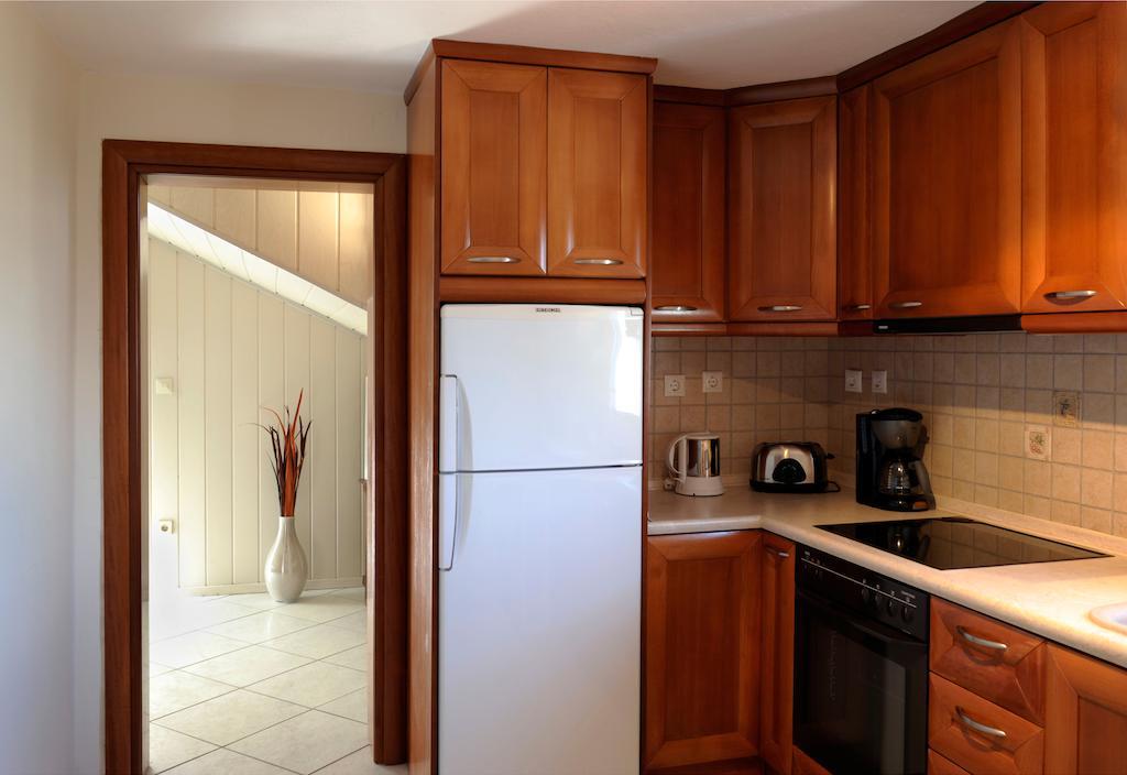 Nepheli Apartments And Studios Paralía Стая снимка