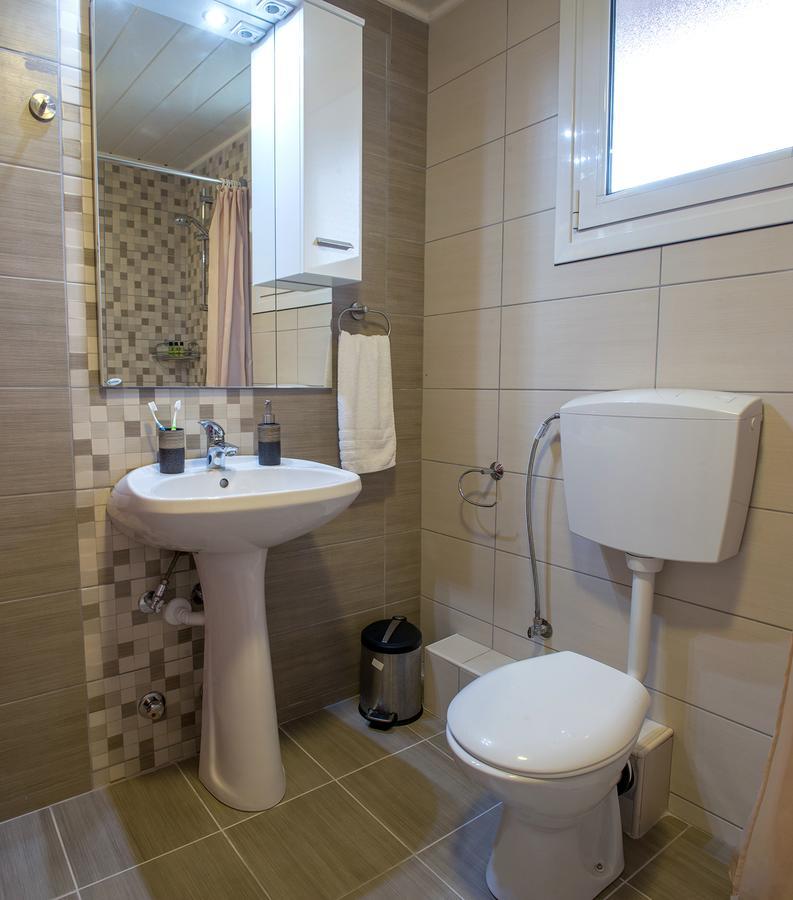 Nepheli Apartments And Studios Paralía Екстериор снимка